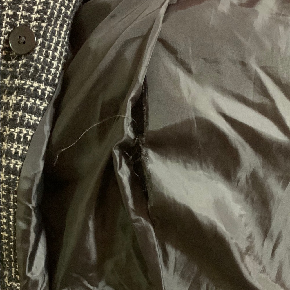 Betsey Johnson Black and Gray Tweed Houndstooth Coat - Picture 7 of 7